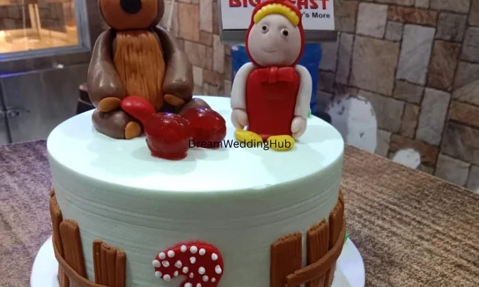 GOLDEN BAKERY  CAKE SHOP